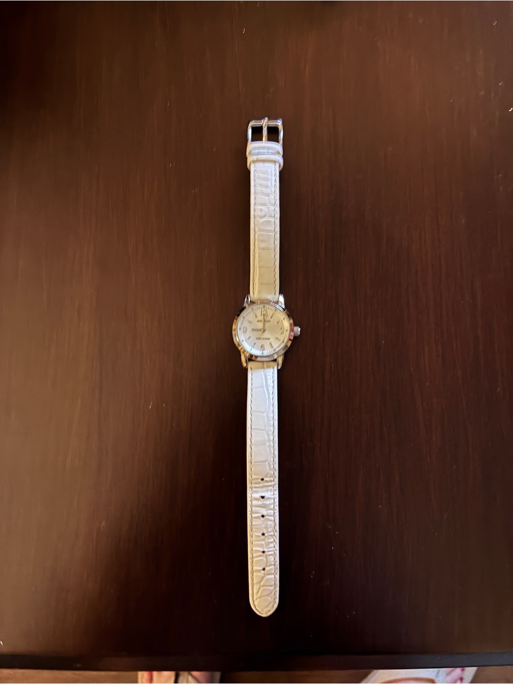 GUC Anne Klein Classic White Leather Strap Watch